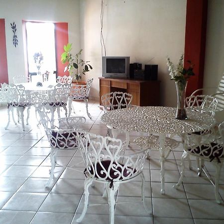 Hotel Los Balcones Parras de la Fuente Luaran gambar