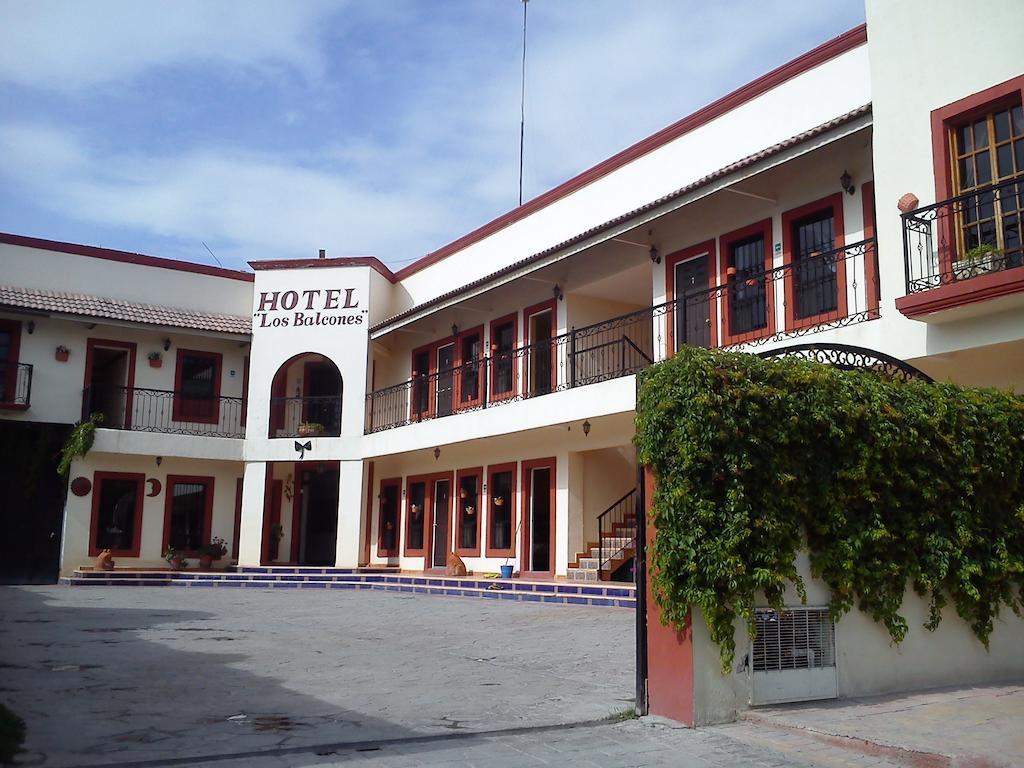 Hotel Los Balcones Parras de la Fuente Luaran gambar