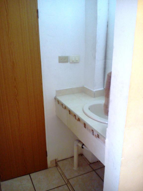 Hotel Los Balcones Parras de la Fuente Bilik gambar